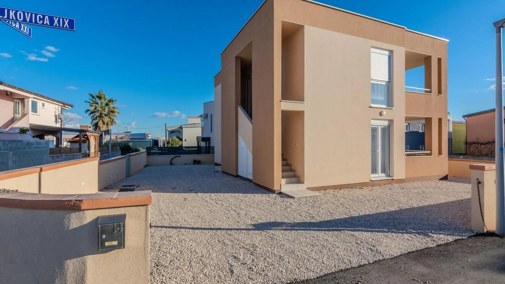 Apartments With A Parking Space Vir - 22568